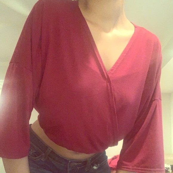 Burgundy crop top - Picture 1 of 3